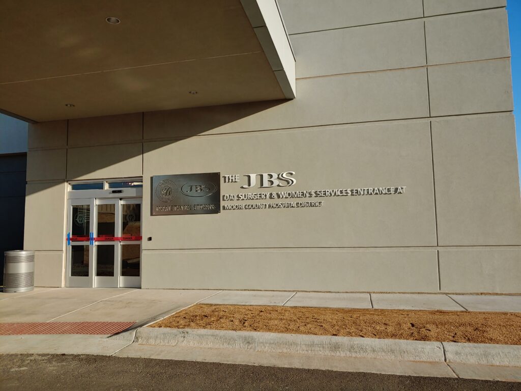 A photo of the exterior of the surgical entrance